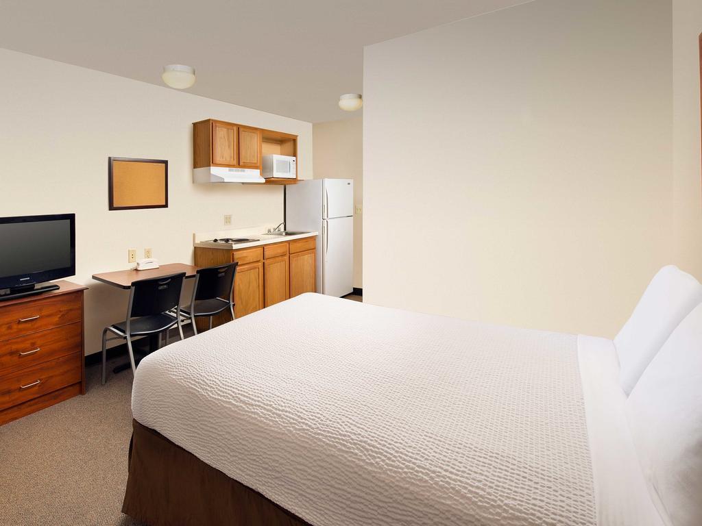 Extended Stay America Select Suites - Wichita - North Экстерьер фото