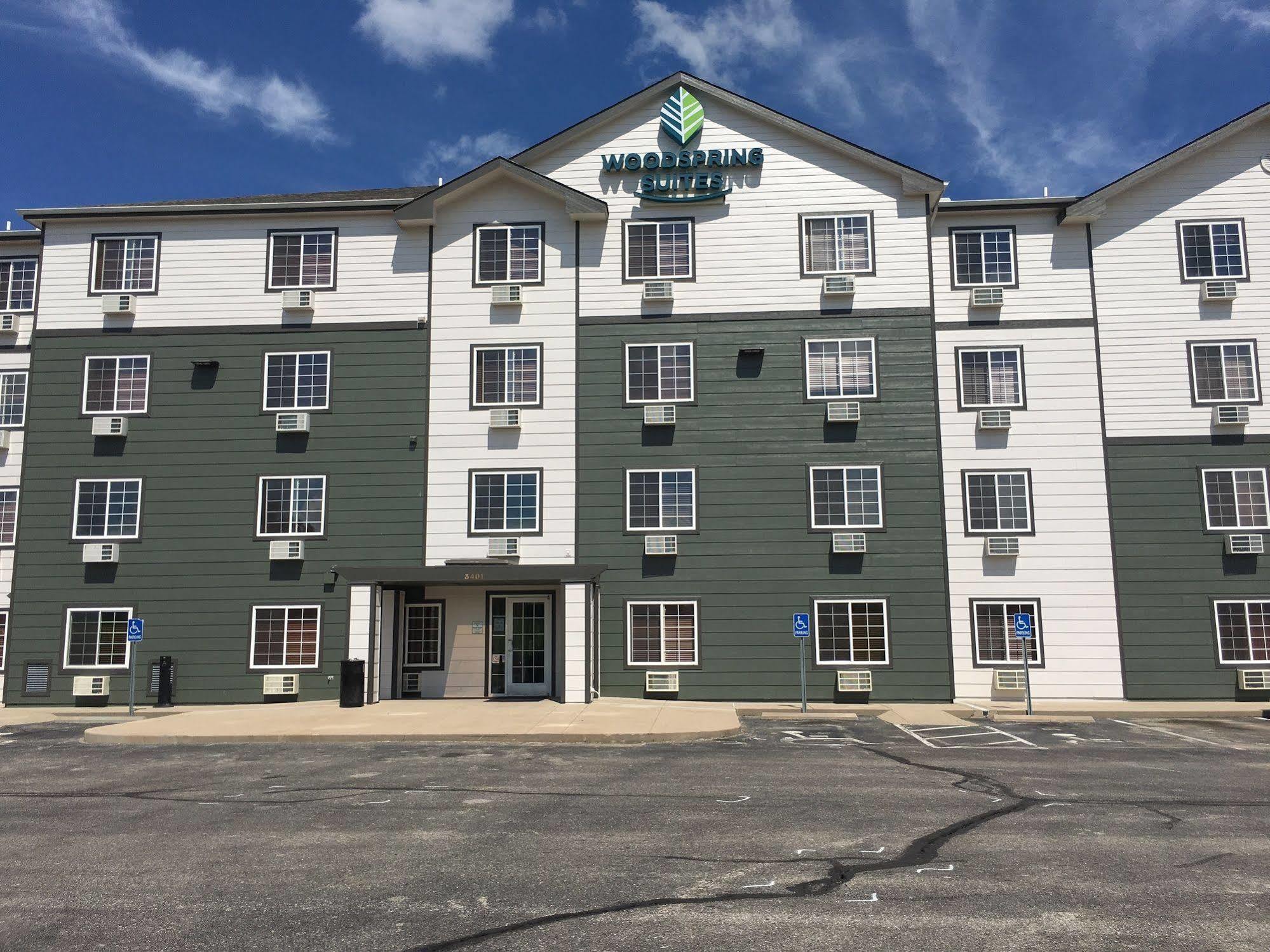 Extended Stay America Select Suites - Wichita - North Экстерьер фото