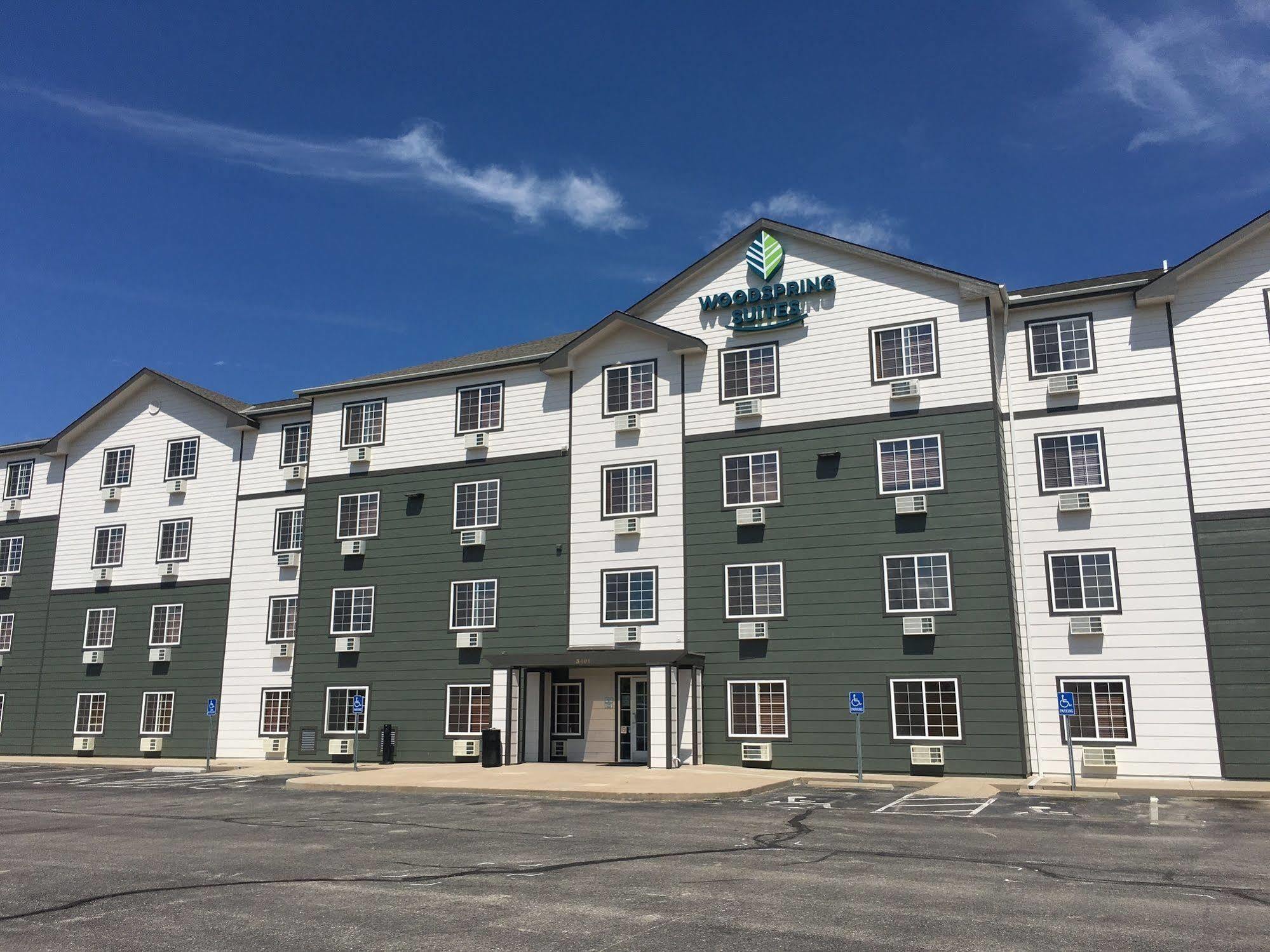 Extended Stay America Select Suites - Wichita - North Экстерьер фото