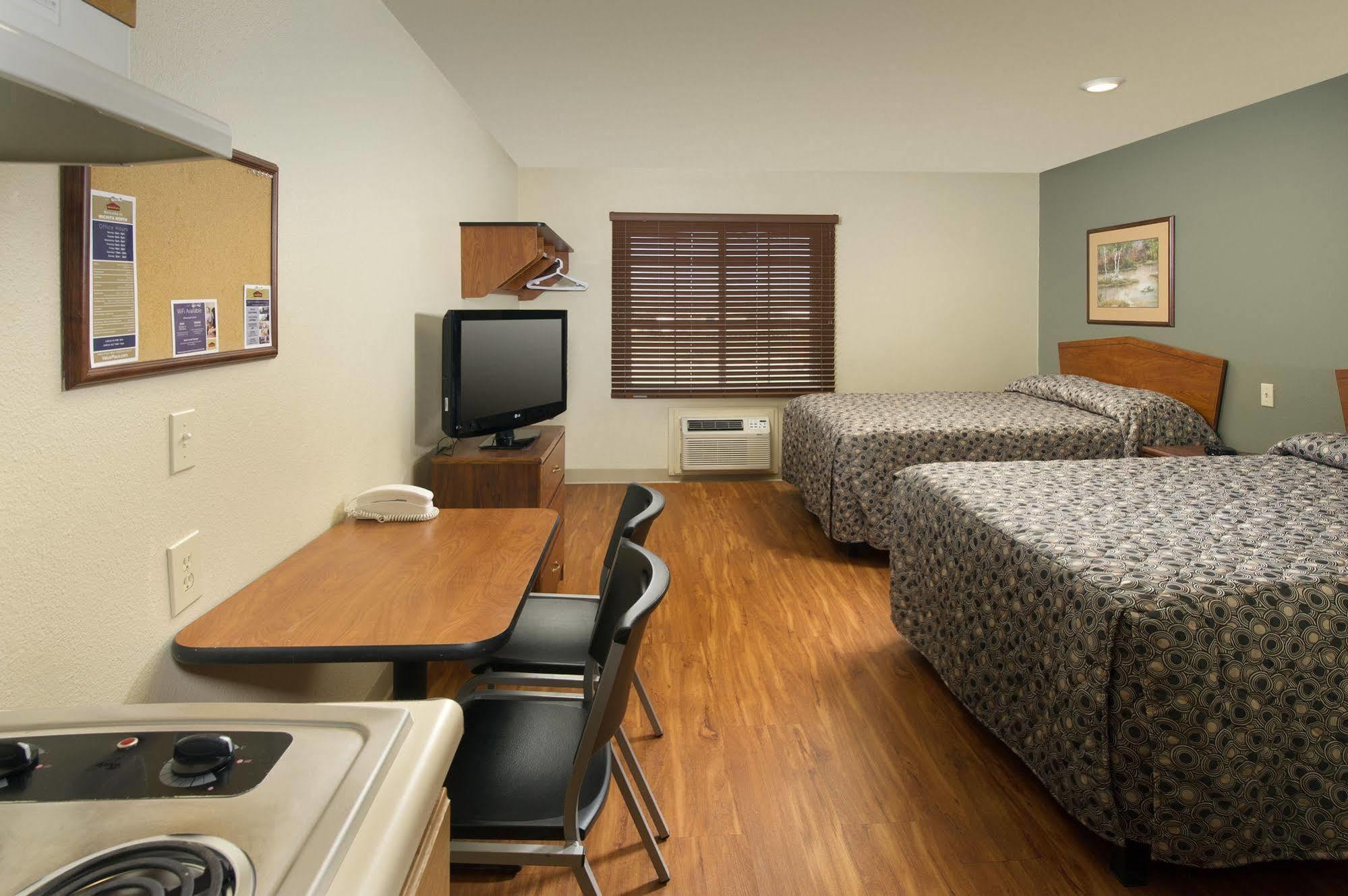 Extended Stay America Select Suites - Wichita - North Экстерьер фото
